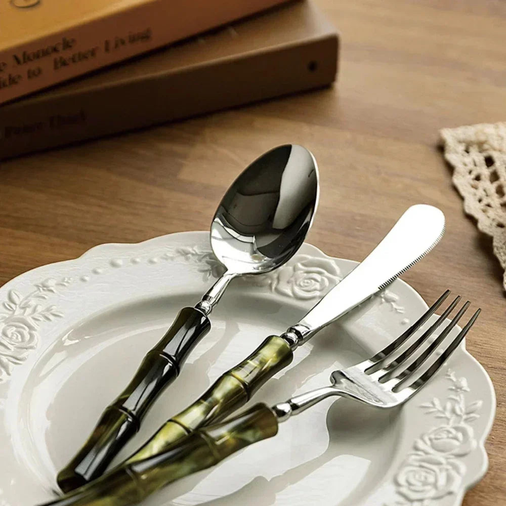 Eira Flatware Set - Image 5