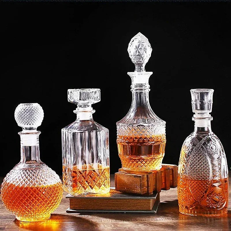 Miren Glass Whiskey Decanter - Image 2