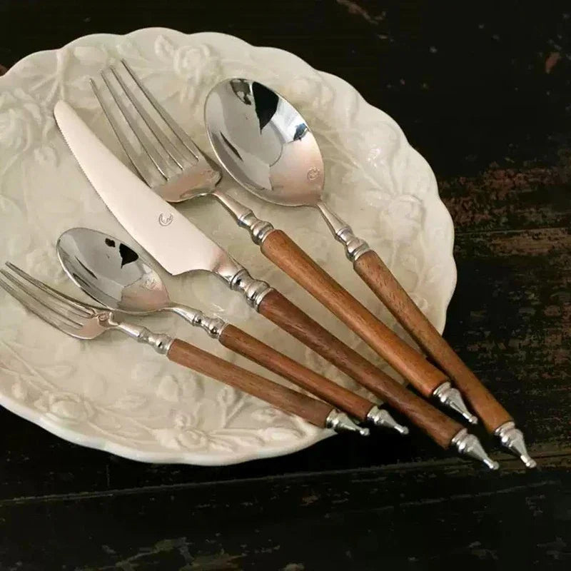 Rowan Cutlery Set - Image 5