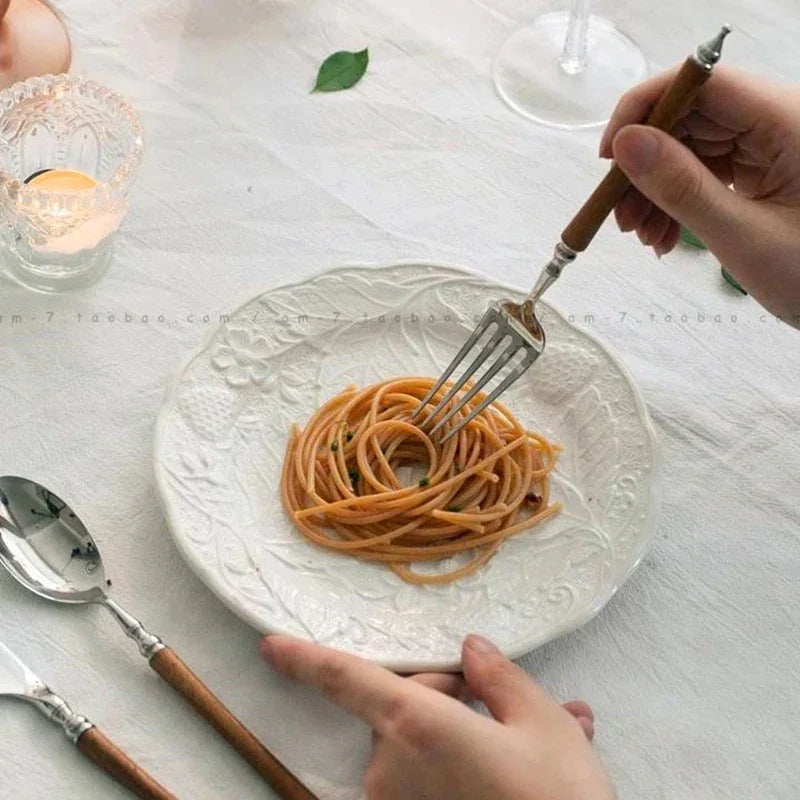 Rowan Cutlery Set - Image 6